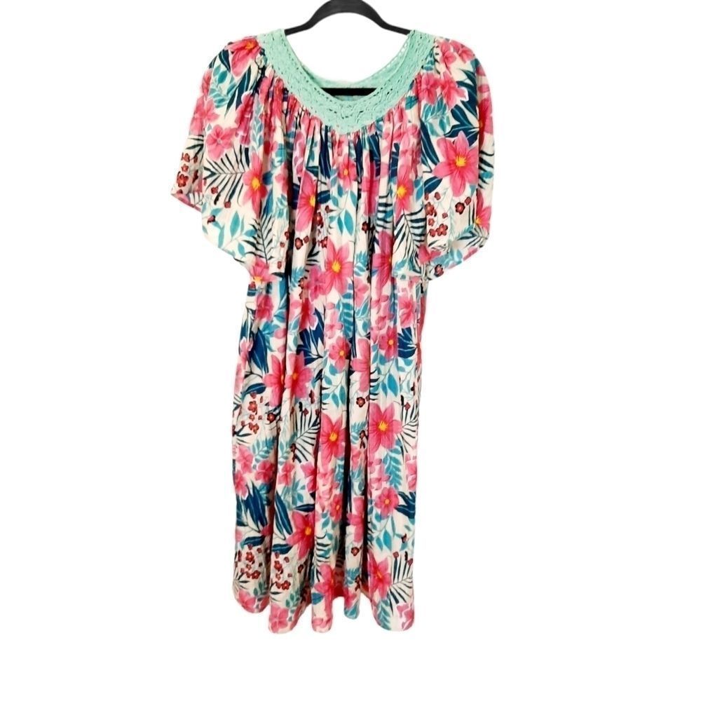 Vintage Mumu Fits size Small Medium Large Tropical Print Crocheted Neck - Picture 2 of 5